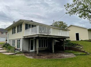 12051 Maple St, Montgomery, MI 49255