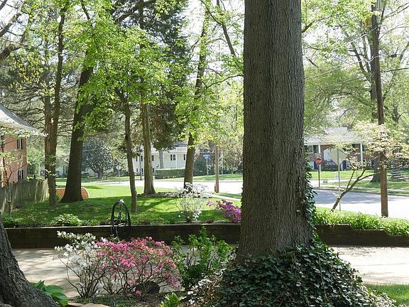 2nd image of 1020 Dalebrook Dr