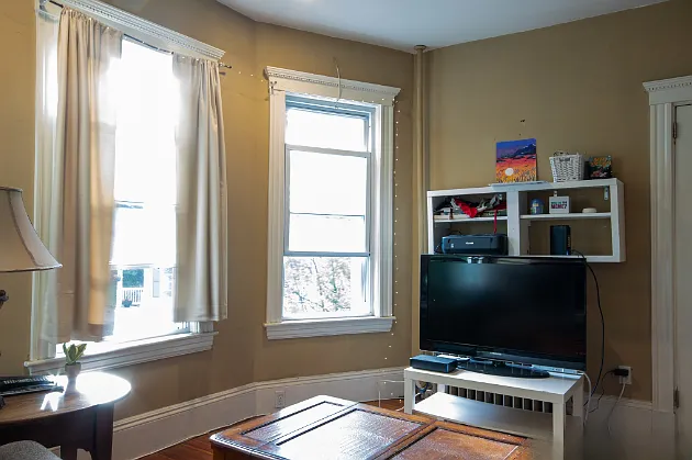 142-144 Calumet St #2F — Photo 9