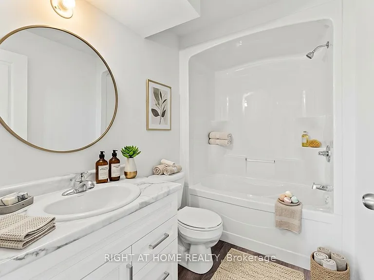 382 Mulberry Ln — Photo 12