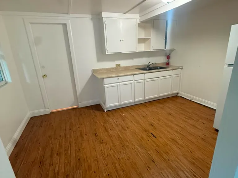 11638 Andrews St #C — Photo 9