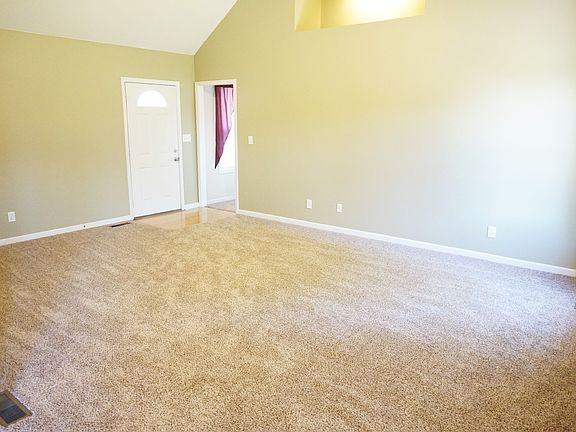 4th image of 3864 Man O War Blvd