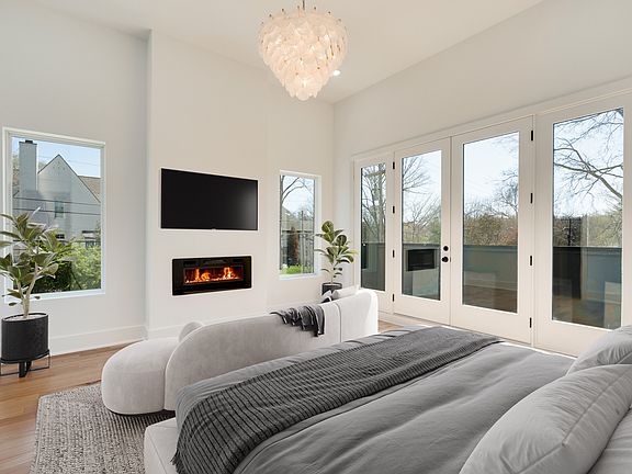 2nd image of 4001 Woodmont Blvd #A