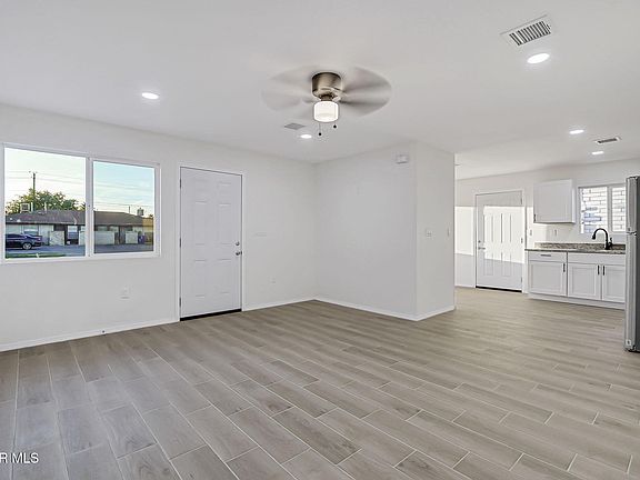 3rd image of 3016 E Glen Dr #A