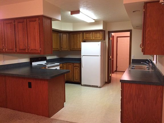 4th image of 7158 E Evanston Ave