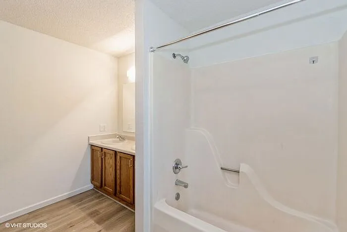 1359 Southview Cir — Photo 13