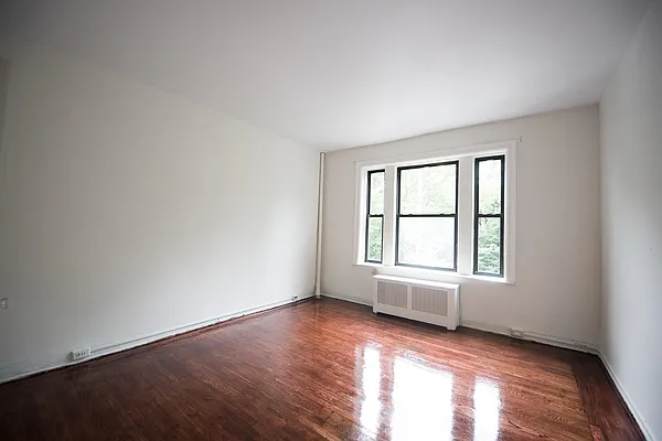 Sold by Michel Madie Real Estate Services | media 10
