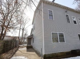 826 4th St NW, Grand Rapids, MI 49504