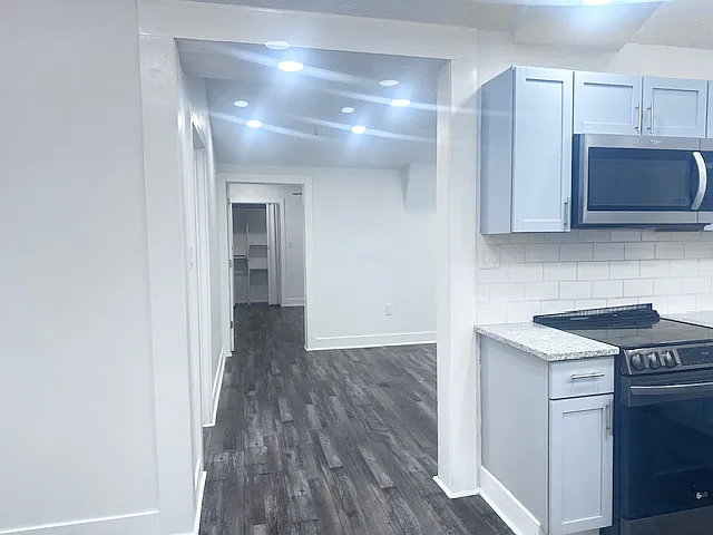 8222 NE Flagor Rd — Photo 11