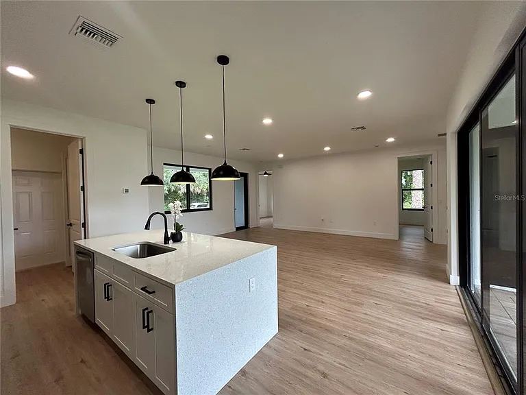 78 Bishop St — Photo 11