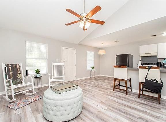 5th image of 196 N Larussa Ln #2