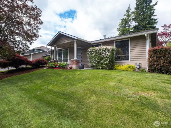 21906 Old Poplar Way, Brier, WA 98036