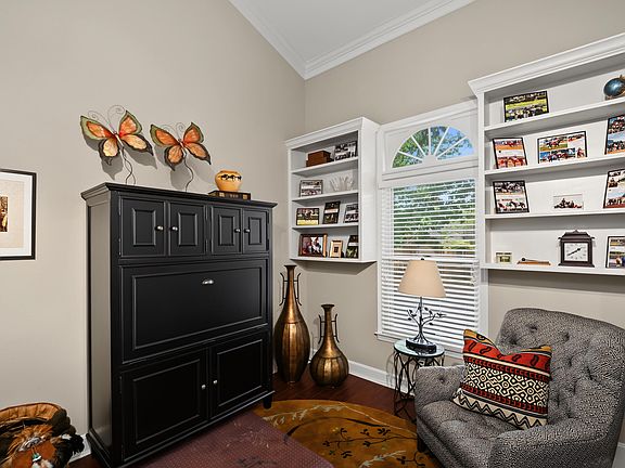 5th image of 1040 Heather Hills Ln