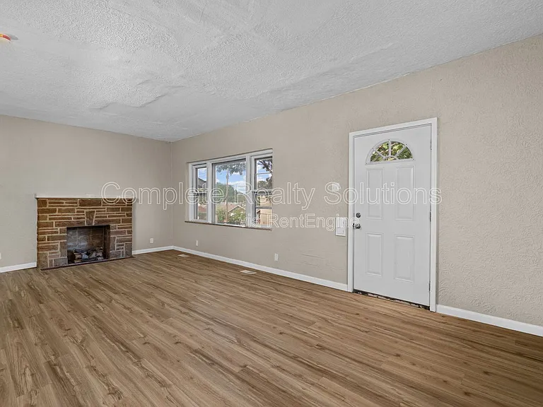 7109 Eugene Ave — Photo 3