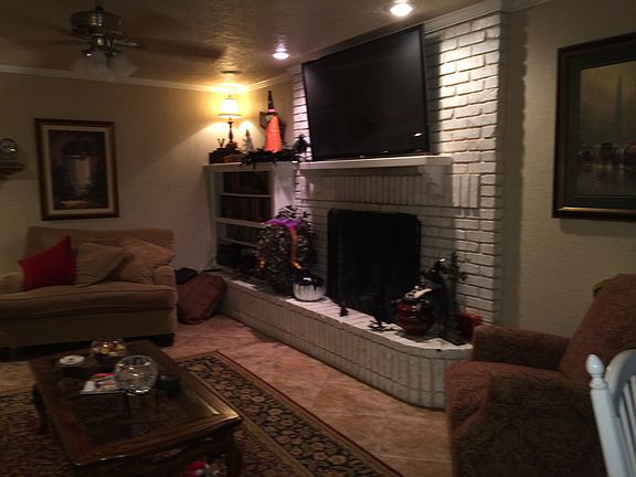 2nd image of 326 NW 40th St