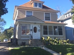 376 Saint Charles St #1, Elgin, IL