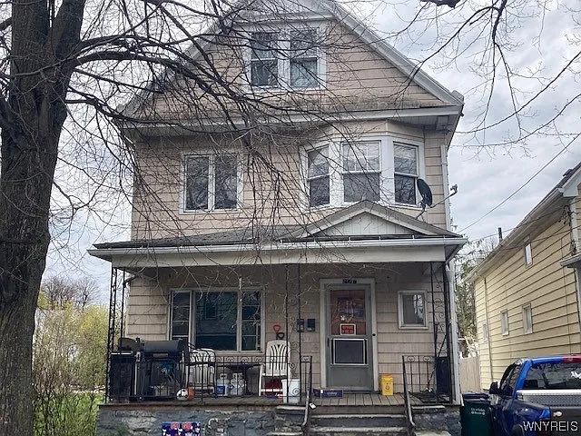 217 Ideal St photo 1