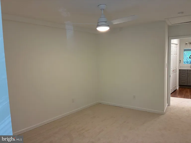 5772 Rexford Ct #G — Photo 20