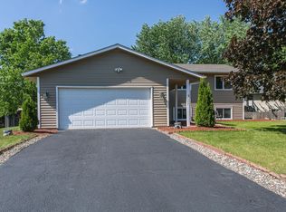 4347 Fox Ridge Ct, Eagan, MN 55122