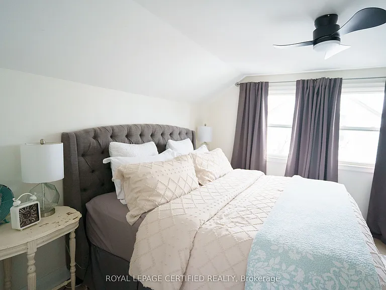 93 Grass Ave — Photo 17