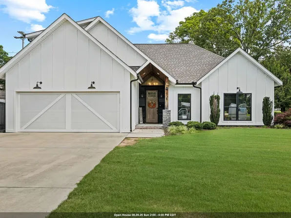 915 Ford Ave, Muscle Shoals, AL 35661