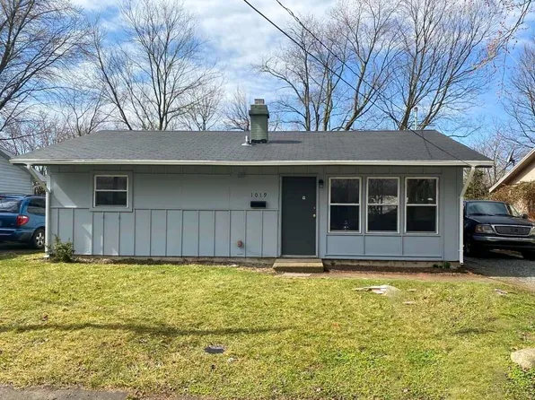 1019 Silver Ct, Anderson, IN 46012