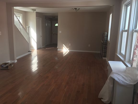 4th image of 9266 221st St