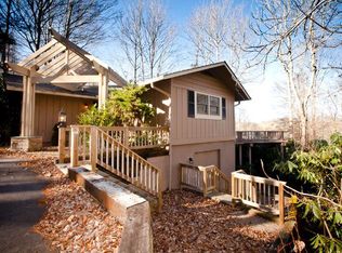2470 Magnolia Dr, Highlands, NC 28741