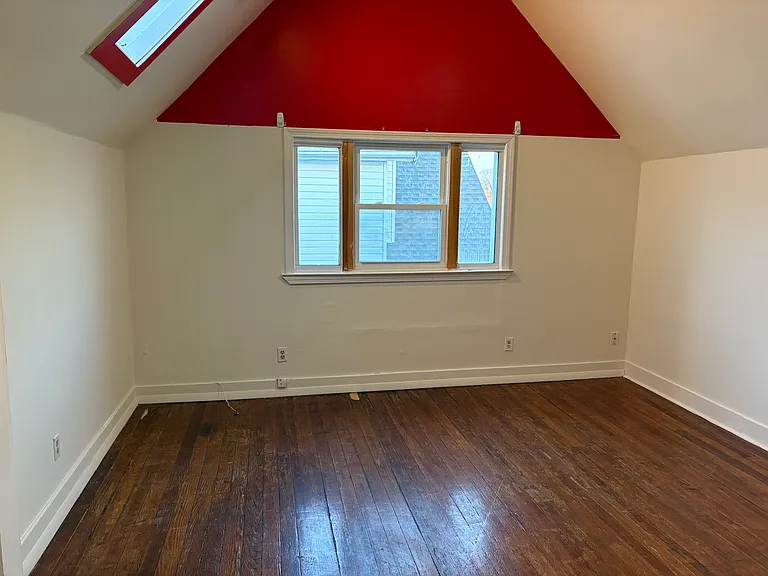 389 Salem St #3 — Photo 8