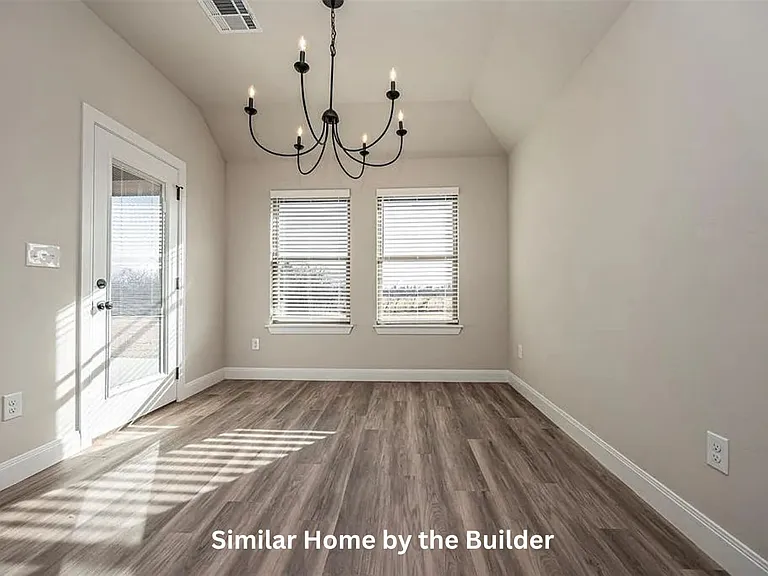 1920 Meadow Brook Rd — Photo 5