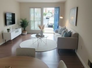 34 Howard Ct #1, Newark, NJ 07103