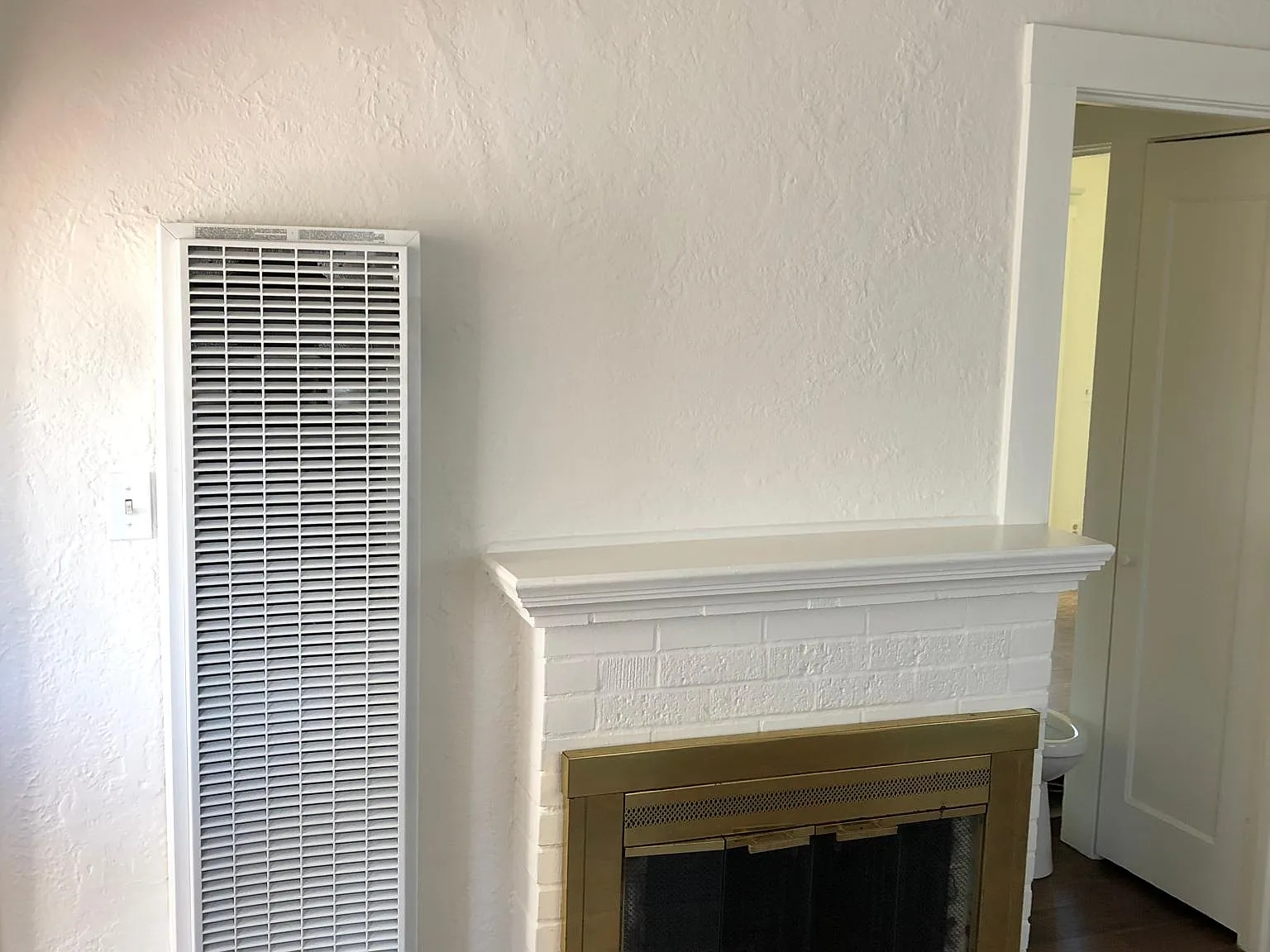 1245 Snow St — Photo 3