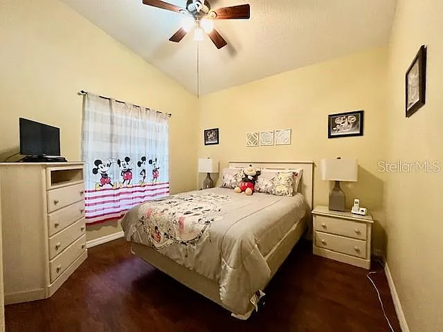 8060 Roaring Creek Ct — Photo 7