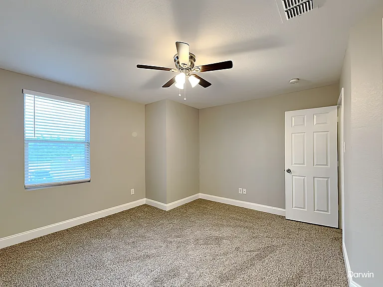 1405 Evergreen St — Photo 13