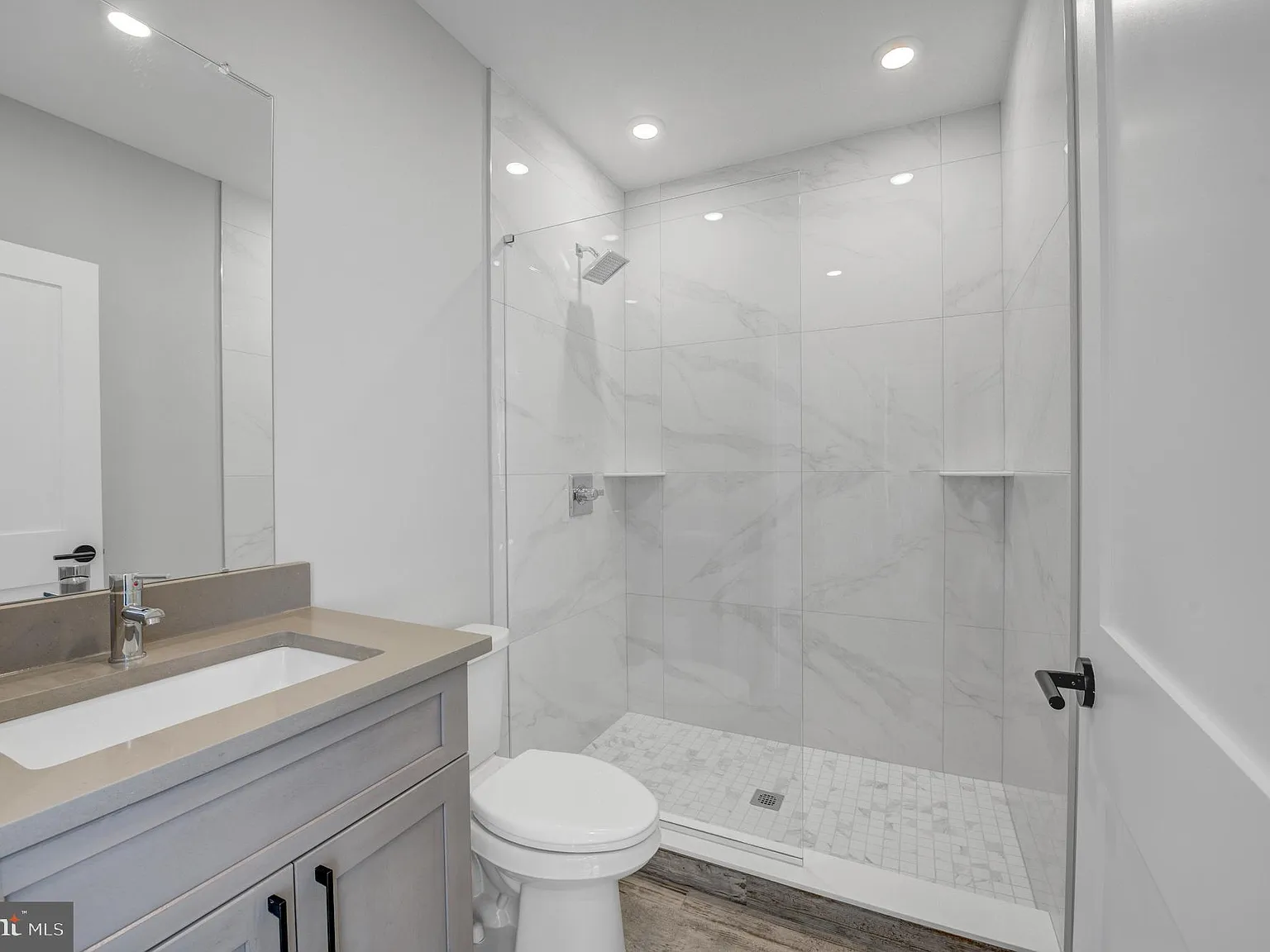 4 bed, 1583 sqft, $2,600 — Photo 3