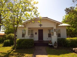 700 Avenue J, Brownwood, TX 76801
