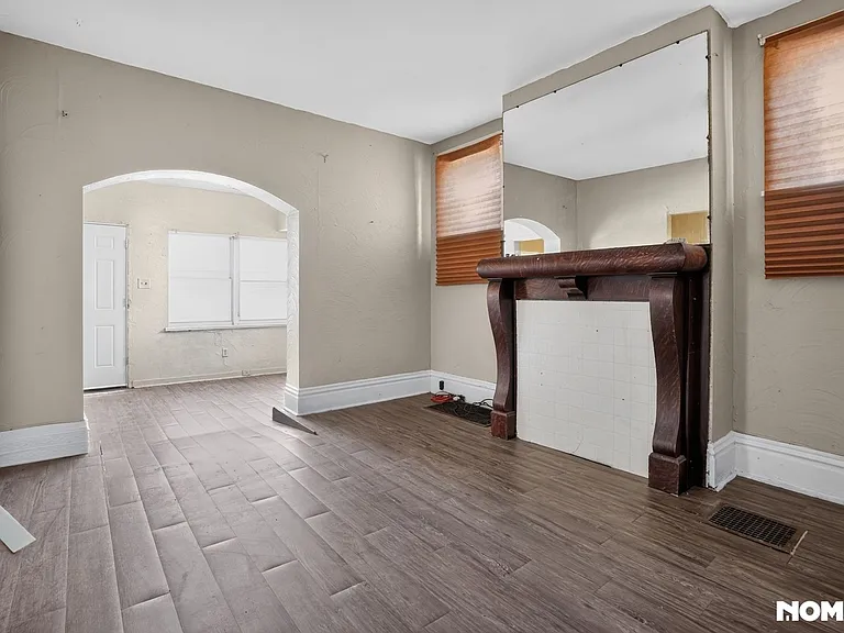 4829 Lougean Ave #1 — Photo 4