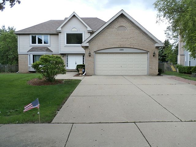 1st image of 1351 Saint Claire Pl