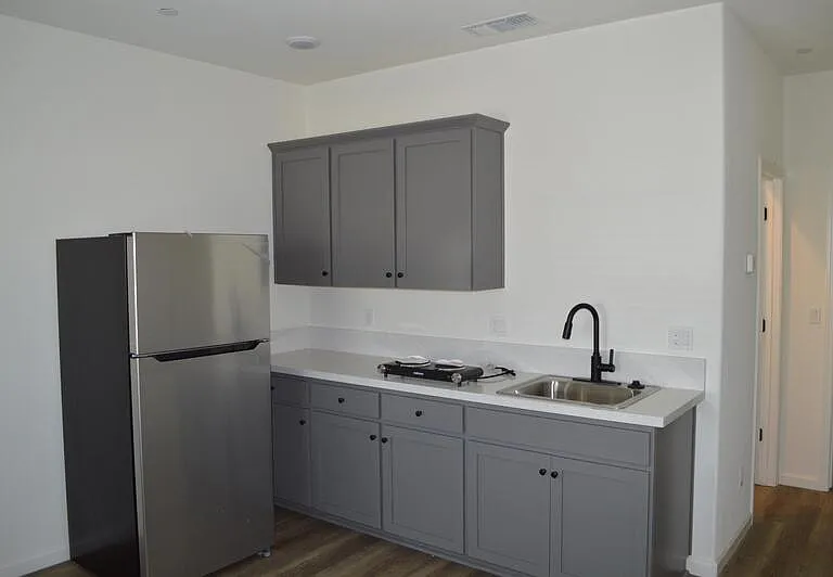 573 Bedfordshire Dr #2 — Photo 3