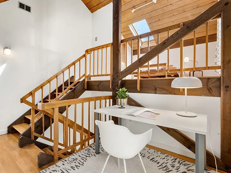 111 Chilton St — Photo 14