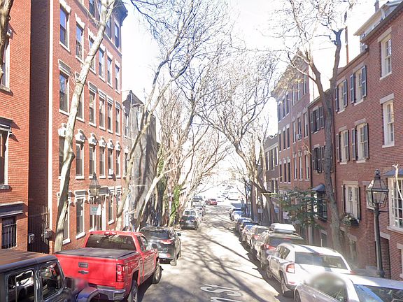 2nd image of 27 Garden St APT 5
