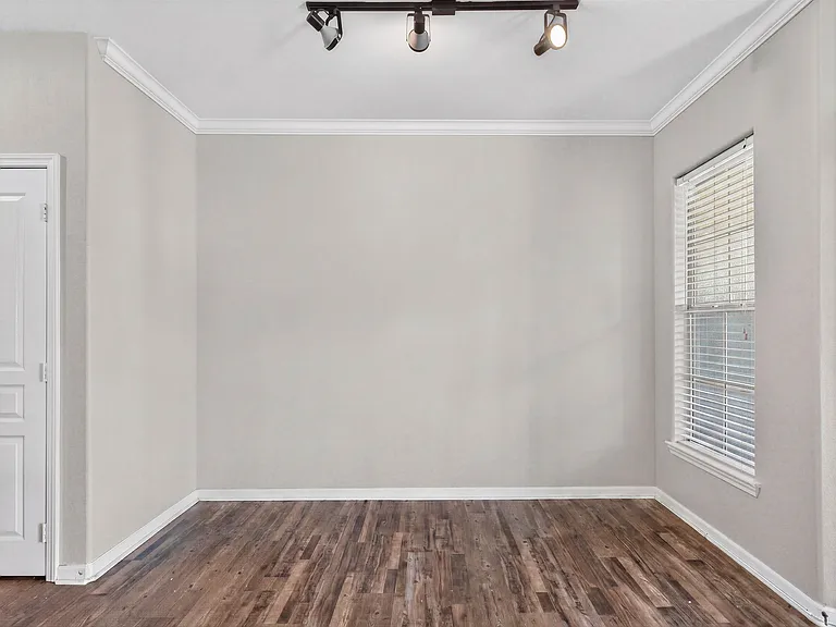 8290 Gate Pkwy #1217 — Photo 14