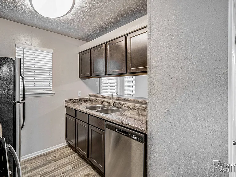 A3 Large One Bedroom Kitchen