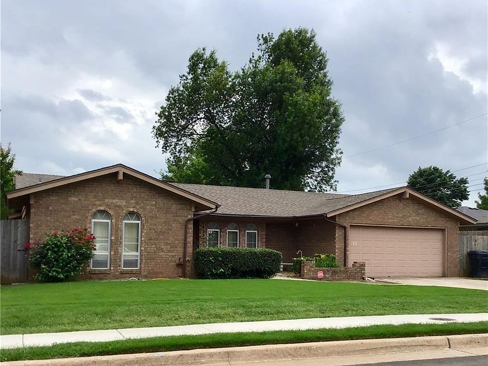 1st image of 4932 NW 18th St