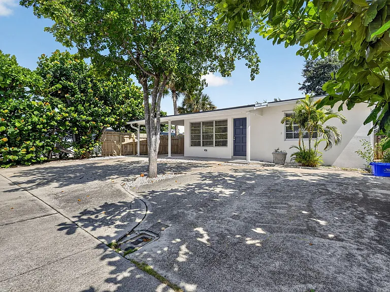 111 Euclid Blvd — Photo 2