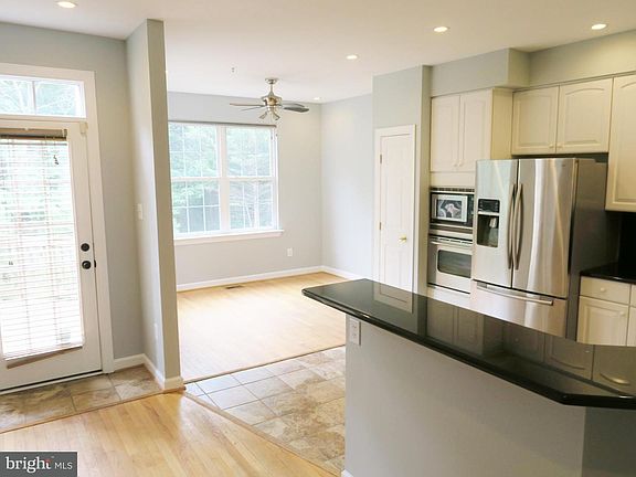 4th image of 14102 Calabash Ln