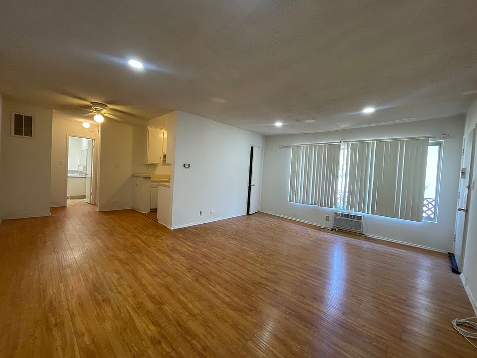 1st image of 2215 N Beachwood Dr APT 205