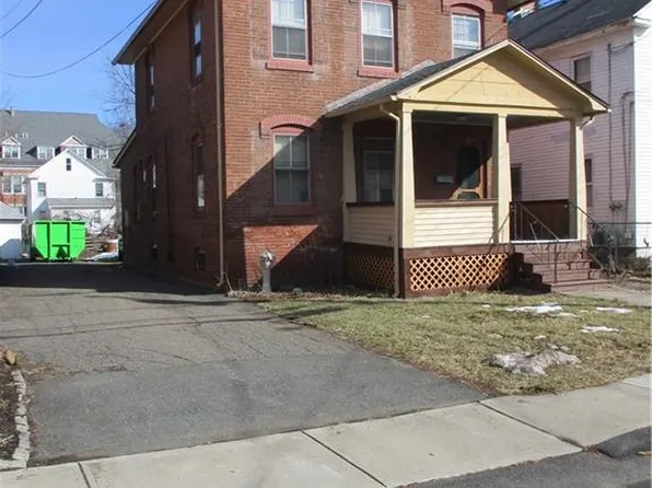 89 Oak Street, Windsor Locks, CT 06096