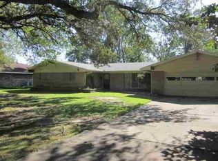 3331 Boyd Ave, Groves, TX 77619