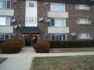 5720 108th St APT 1D, Chicago Ridge, IL 60415